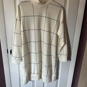 Serra White Ribbed Turtleneck Sweater